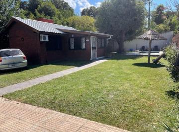 Casa · 122m² · 3 Ambientes · 2 Cocheras · Tu Refugio Perfecto en Escobar, Apto Credito