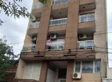 Departamento · 95m² · 4 Ambientes · 1 Cochera · Departamento 3 Dorm. en Venta! Edificio "Don Julio"