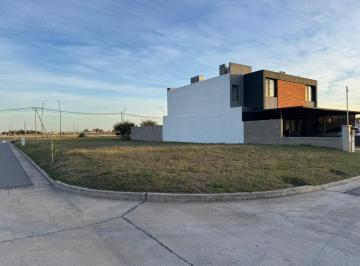 Terreno · 360m² · Terreno en Venta en Colinas de Manantiales de 360 m²