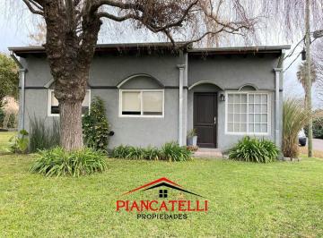 Casa · 80m² · 3 Ambientes · Venta de Casa con 3 Ambientes en Country Banco Provincia