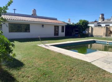 Foto · Excelente Casa en Venta en Granja de Funes!