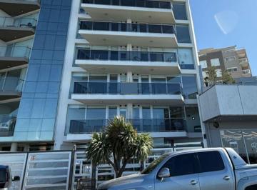 Departamento · 50m² · 2 Ambientes · 1 Cochera · Departamento - La Perla