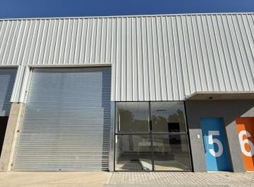 Depósito · 300m² · 1 Ambiente · Deposito/local Comercial a Estrenar - 300 m - Calle Don Bosco