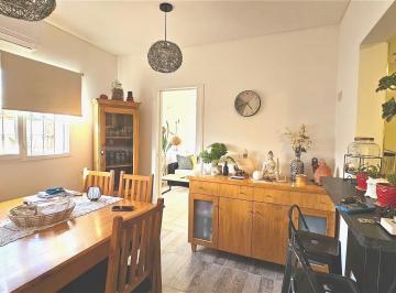 PH · 78m² · 4 Ambientes · 1 Cochera · Venta P. H Dúplex Centro de Cipolletti 2 Dorm. y Estacionamiento