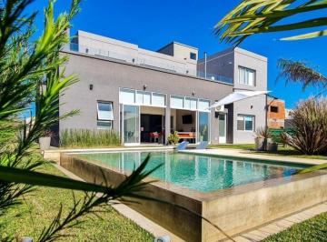 Casa de 4 ambientes, Ezeiza · Casa en Venta. Barrio Los Talas. Apto Crédito - Financiación