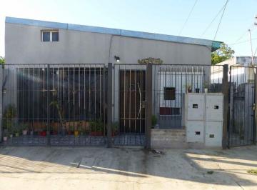Casa · 184m² · 8 Ambientes · 1 Cochera · Venta en Block, Lote con 4 Unidades de 3 Amb c/u