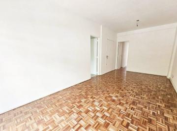 Departamento · 57m² · 3 Ambientes · Alquiler 3 Amb Semipiso Caballito Frente C/ Balcon
