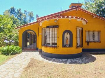 Quinta vacacional · 90m² · 3 Dormitorios · 1 Cochera · Hermosa Quinta en Venta con Posibilidad de Permuta