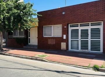 Casa · 207m² · 6 Ambientes · 1 Cochera · Casa en Venta en Pergamino