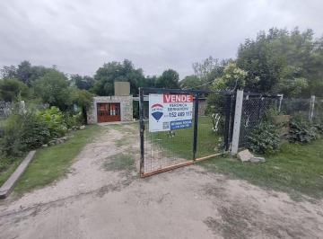 Casa · 260m² · 7 Ambientes · 1 Cochera · Hermosa Casa en Tanti con Pileta Mas 2 Deptos