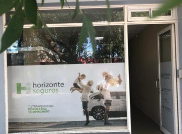 Local comercial de 3 ambientes, General Roca · Ideal Para Oficina o Consultorio