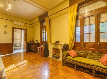 Casa · 173m² · 7 Ambientes · Casa en Venta - Oportunidad Única en Parque Chacabuco - Thorne Al 600.permuta y Financiacion Privada