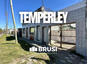 Terreno · 296m² · 7 Ambientes · 1 Cochera · Venta de Tres Departamentos a Refaccionar Sobre Gran Lote en Temperley, Lomas de Zamora