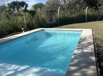 Casa · 160m² · 7 Ambientes · 2 Cocheras · Casa en Complejo, Villa Warcalde