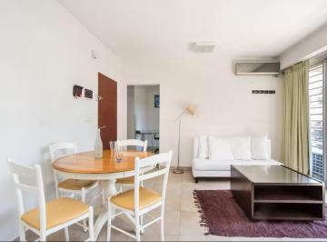 Departamento · 43m² · 2 Ambientes · Amplio 2 Amb a Una Cuadra de Av Libertador! Suite y Vestidor - Luminoso y en Excelente Estado!
