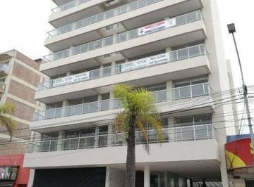 Departamento · 50m² · 2 Ambientes · 1 Cochera · Departamento en Av Principal de Tigre