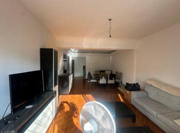 Departamento de 4 ambientes, La Paternal · Venta Piso Divido en Dos Grandes Departamentos Av Juan B Justo 4100