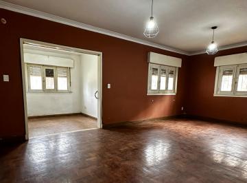 PH 100m² Alquiler · PH Al Frente 2 Amplios Ambientes Sin Expensas