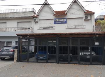 Casa · 300m² · 5 Ambientes · 10 Cocheras · Casa en Lomas de Zamora Oeste