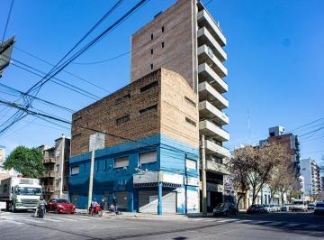 Local comercial · 450m² · 5 Ambientes · 1 Cochera · Local en Venta Esquina de Mendoza y Callao