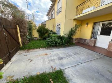 Imagen1 · Casa 3 Ambientes con Parque en Alquiler 24 Meses