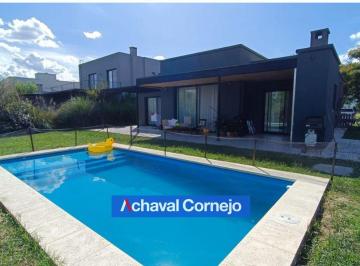Casa · 164m² · 4 Ambientes · Venta Casa Una Planta en Vistas, Puertos (3 Dorm., Dependencia y Pileta)