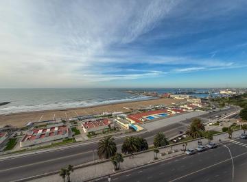 Departamento · 86m² · 3 Ambientes · 1 Cochera · Depto 3 Ambientes Frente Al Mar Reciclado - Playa Grande