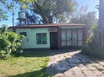 Casa de 2 ambientes, José C Paz · Casa + 2 Terrenos en Tortuguitas