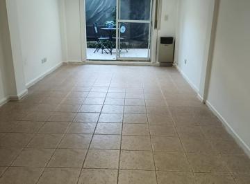 Departamento · 24m² · 1 Ambiente · Departamento Monoambiente en Pb con Patio Propio