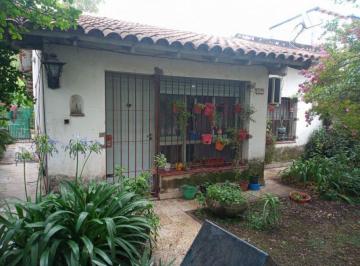 Casa de 3 ambientes, Florencio Varela · Casa en Venta, con Lote de 10 por 40 m