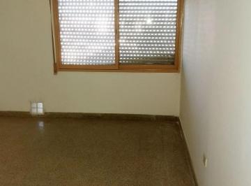 Departamento · 69m² · 3 Ambientes · Venta Departamento 3 Dorm, Calle Darragueira B Dean Funes Cordoba