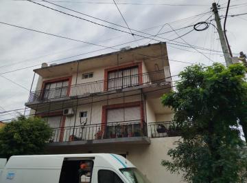 Departamento · 48m² · 3 Ambientes · 1 Cochera · Alquiler Departamento 3 Amb. en Ramos Mejia con Cochera