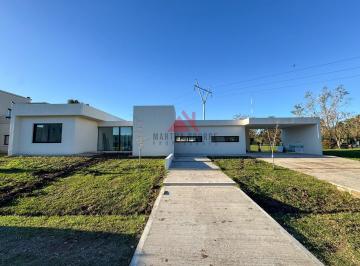 Casa · 175m² · 5 Ambientes · 2 Cocheras · Casa en Venta en Altos de Campo Grande, Pilar, G. B. a. Zona Norte