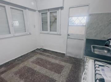 Departamento · 80m² · 3 Ambientes · ¡Departamento en Alquiler - Adrogué!