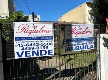 Casa de 3 ambientes, Hurlingham · Venta Casa 3 Ambientes – Entrada Para Auto – Zona Pedro Díaz