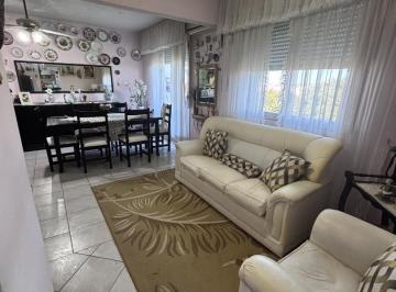 Departamento · 70m² · 3 Ambientes · 1 Cochera · Departamento con 2 Dorm. - Bºsan Martin