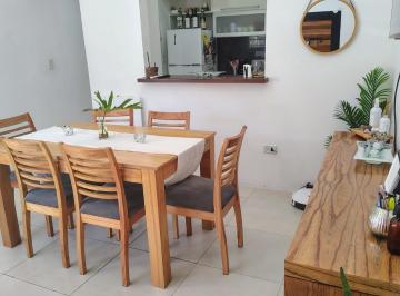 Casa · 106m² · 3 Ambientes · 1 Cochera · Venta Casa 3 Ambientes en Quilmes