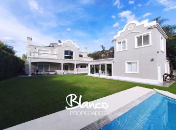 Casa · 450m² · 6 Ambientes · 1 Cochera · Casa en Venta en Septiembre, Escobar, G. B. a. Zona Norte
