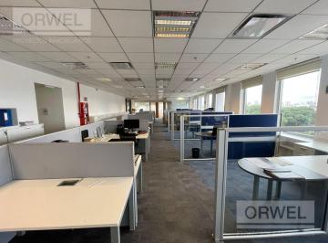 Oficina comercial · 900m² · 1 Ambiente · 10 Cocheras · Oficina en Alquiler en Edificio Super Corporativo!