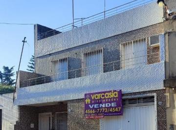 PH · 115m² · 4 Ambientes · 1 Cochera · Venta - Ph 4 Ambientes - Monte Castro