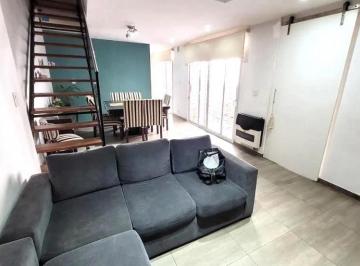 Casa · 135m² · 4 Ambientes · 1 Cochera · Venta - Casa 3 Dorm. con Cochera - Echesortu, Rosario