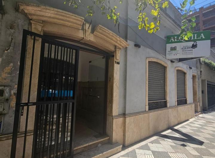 Local comercial · 130m²