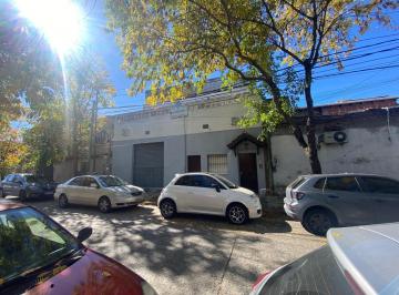 Casa · 293m² · 4 Ambientes · Casa con Local en Venta en San Fernando
