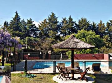 Casa · 220m² · 6 Ambientes · Venta de Cabañas, San Antonio de Areedondo