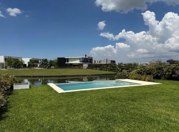 Casa · 330m² · 6 Ambientes · 4 Cocheras · Casa Chalet en Venta en Virazón, Nordelta, Tigre