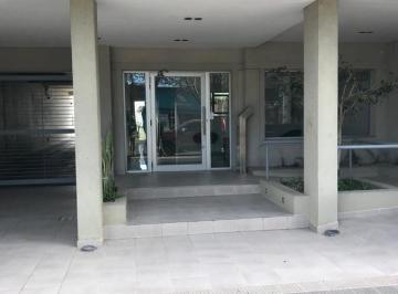 Departamento · 90m² · 5 Ambientes · 1 Cochera · Departamento - La Plata