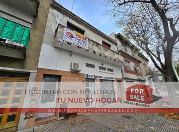 PH de 3 ambientes, Monte Castro · PH 3 Ambientes con Entrada Independiente, Quincho y Terraza Propia