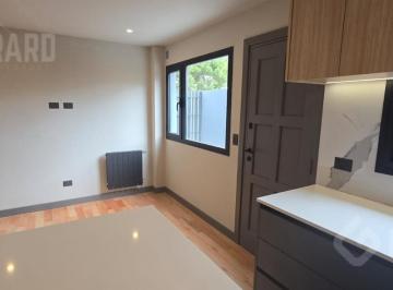 PH · 80m² · 3 Ambientes · PH en Constitucion