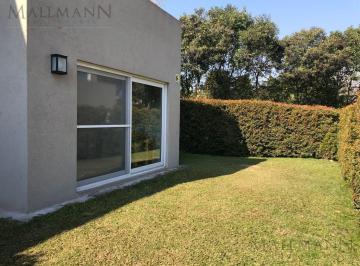 Casa · 95m² · 4 Ambientes · 1 Cochera · Casa en Venta en Condominio La Nazarena | Mallmann Propiedades
