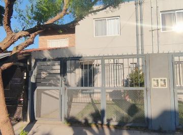 PH de 3 ambientes, Morón · Venta Duplex 3 Ambientes Castelar Norte con Jardín y Cochera